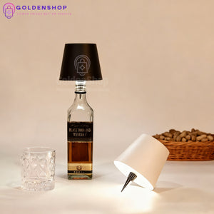 Stona lampa lampa od vinske boce  , kreativna dekorativna lampa