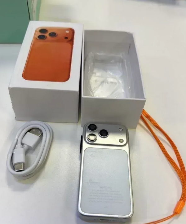 Mini Iphone 17 Pro Max 5G 4/64GB Android 15