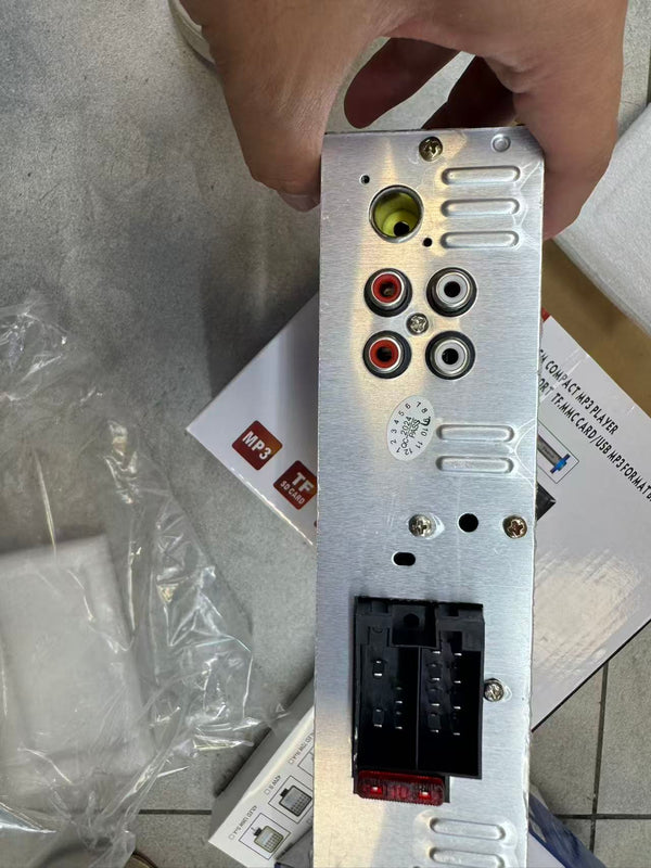 Auto Radio Bluetooth MP3 Player - Universalni Bežični Audio Sistem za Auto (USB/SD/AUX)
