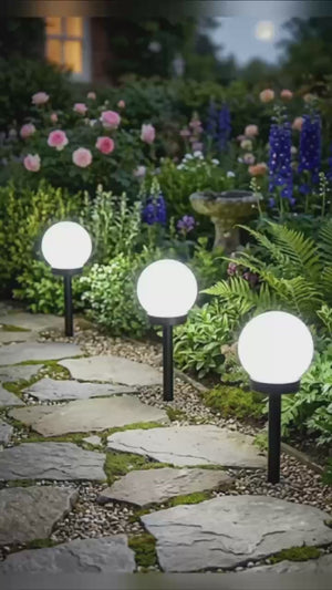 Solarne lampe za dvorište i baštu 4 komada