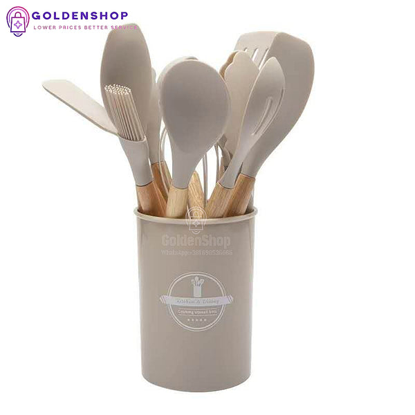 Kuhinjski set od 12 delova dostupan u 3 boje